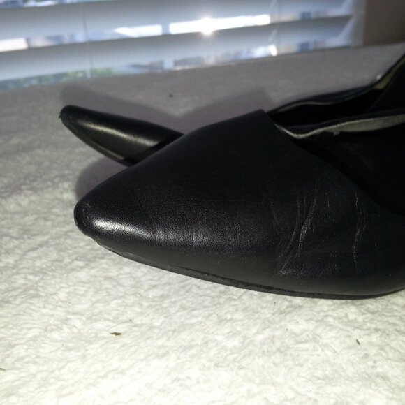 MIA Vintage Matte Black Pointy Toe Ballet Flats Worn - Picture 6 of 7